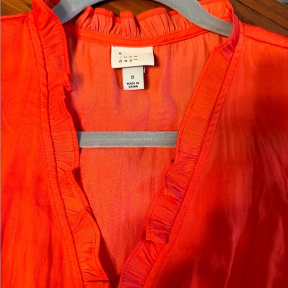 A NEW DAY pretty sleeveless blouse size small - Picture 3 of 4